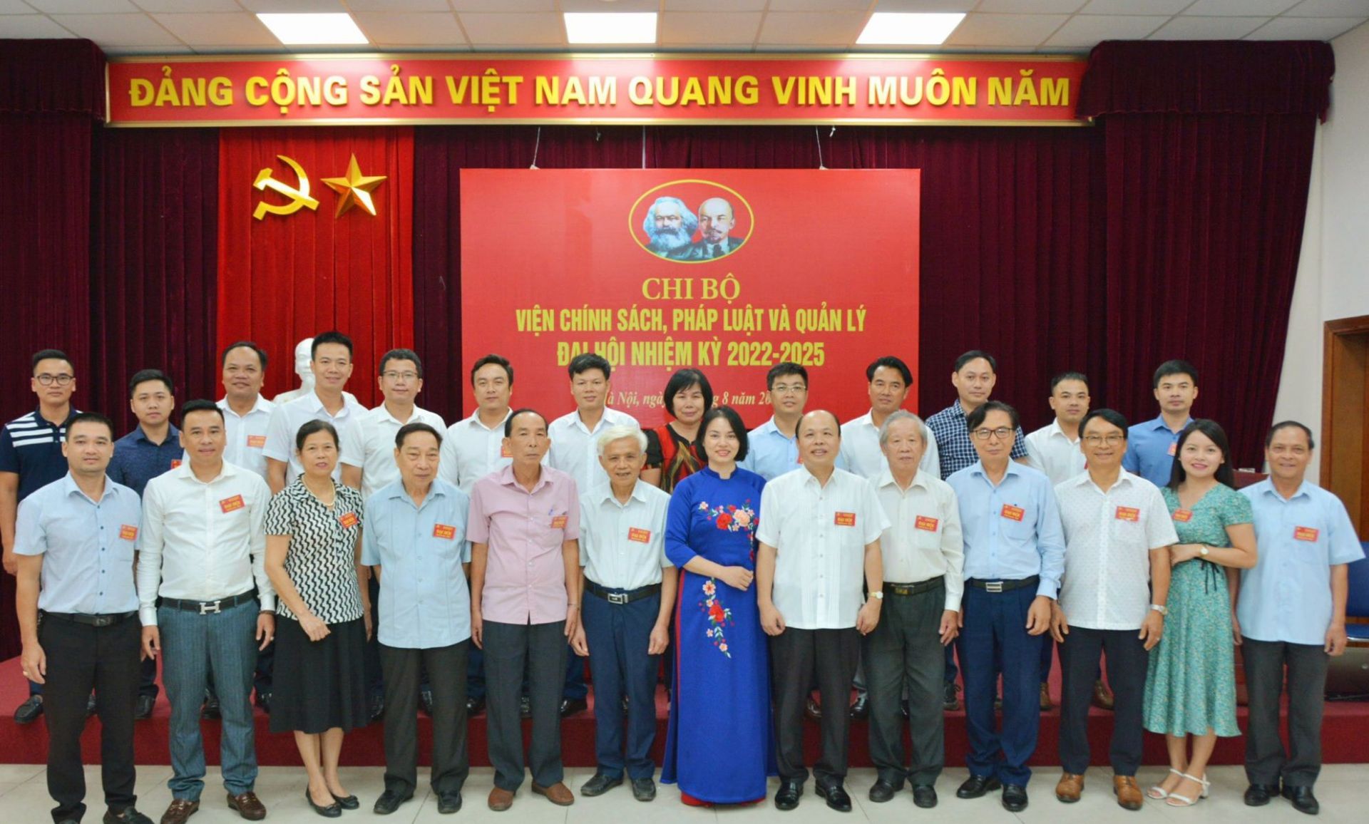 Chi bộ Viện Chính sách, Pháp luật và Quản lý 5 năm liền đạt danh hiệu vững mạnh tiêu biểu