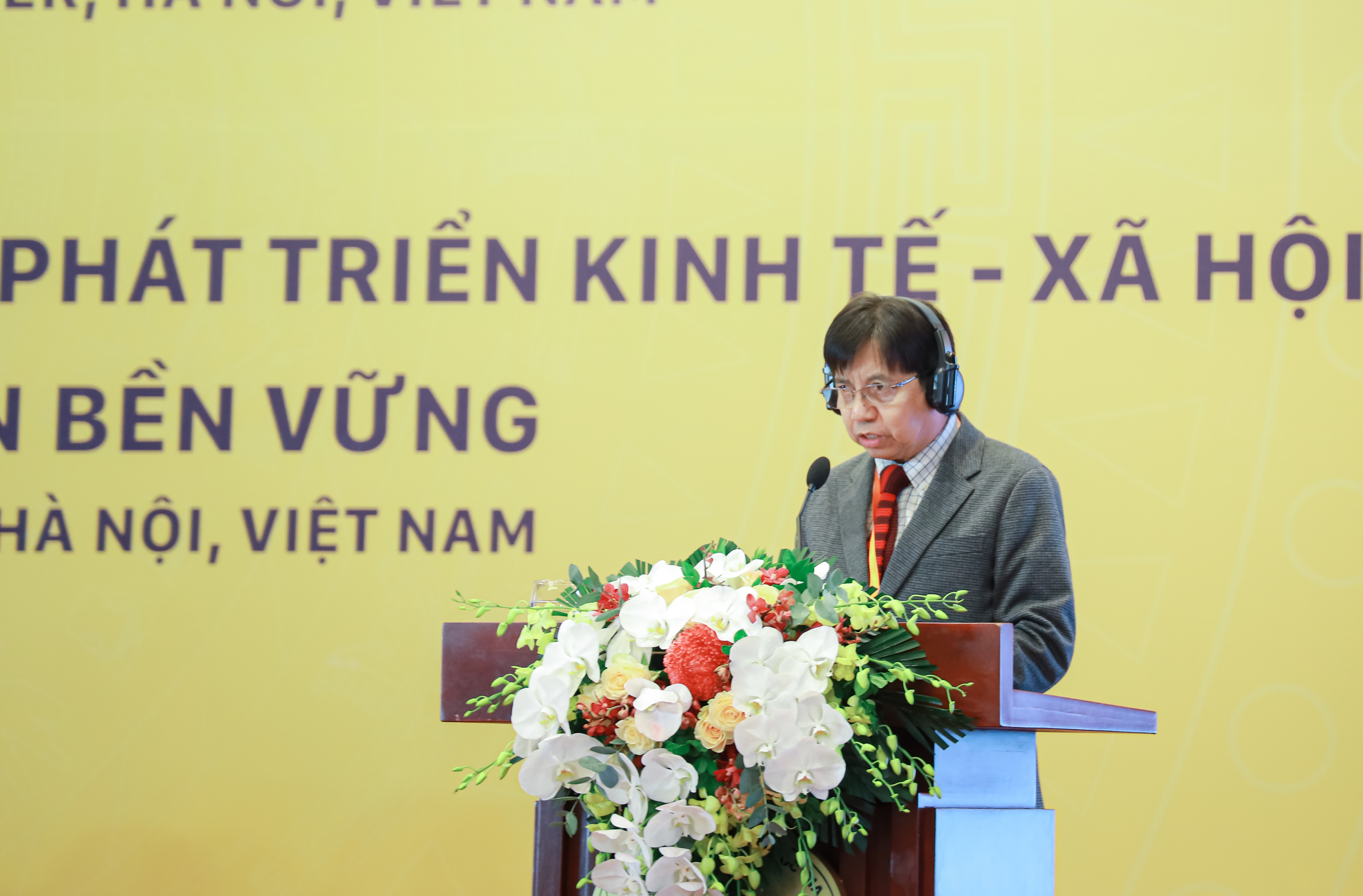 Tổng thư ký EROPA Alex Brillantes Js phát biểu tại Hội nghị thường niên EROPA năm 2023.