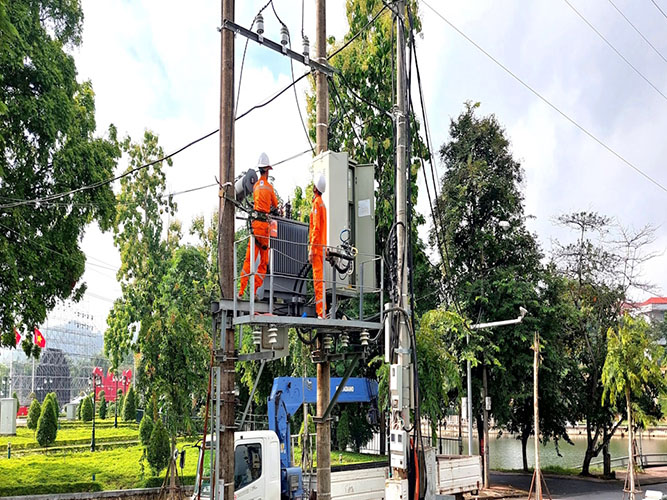 EVNNPC: Vượt qua thách thức trong hoạt động sản xuất kinh doanh 9 tháng năm 2023