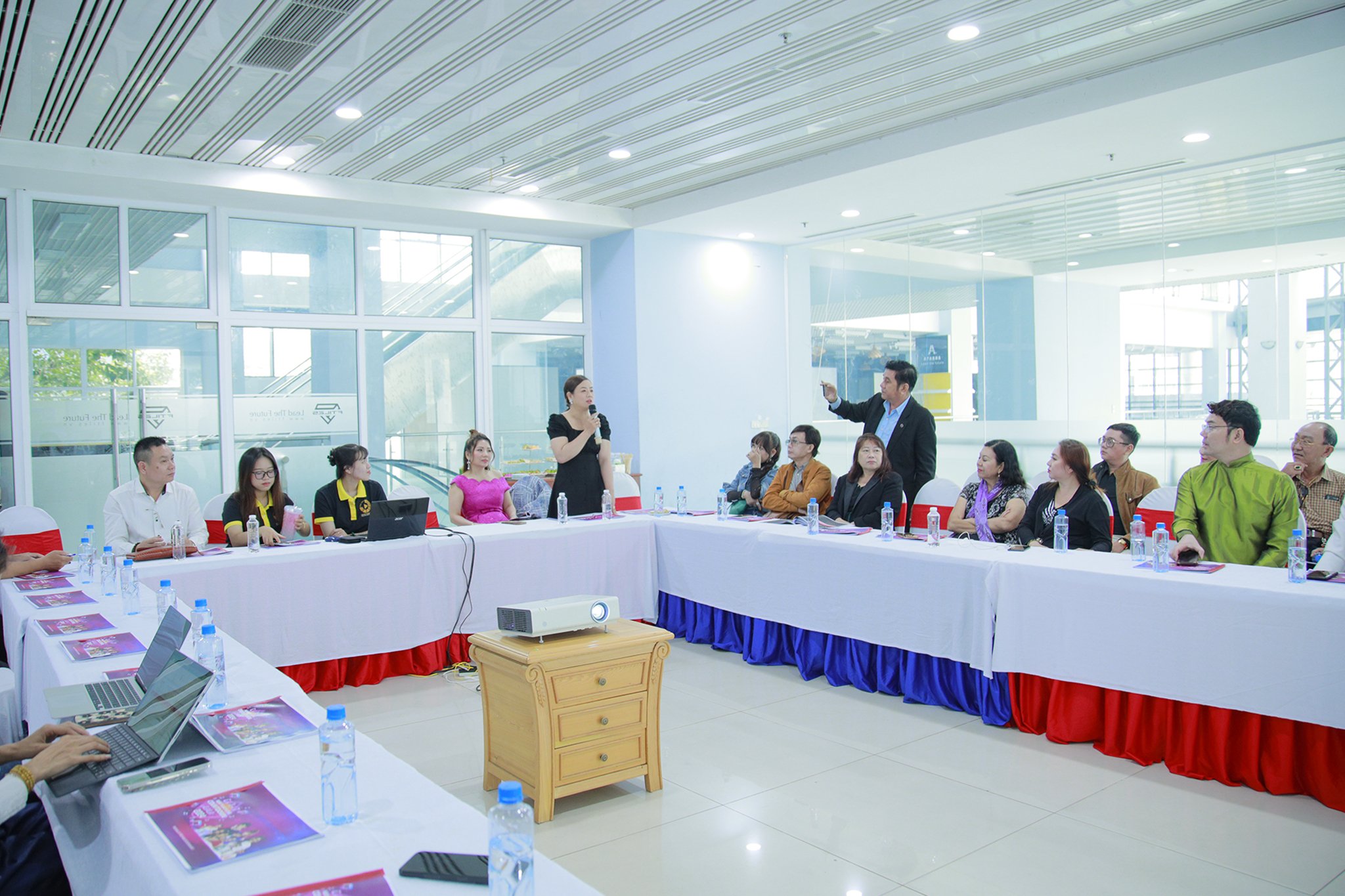 Quang cảnh buổi găp mặt "Countdown Gala 2024"