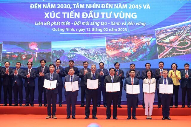 Vùng Đồng bằng sông Hồng phải dẫn dắt quá trình cơ cấu lại nền kinh tế và chuyển đổi mô hình tăng trưởng của cả nước - Ảnh 7. Vùng Đồng bằng sông Hồng phải dẫn dắt quá trình cơ cấu lại nền kinh tế và chuyển đổi mô hình tăng trưởng của cả nước - Ảnh 7.