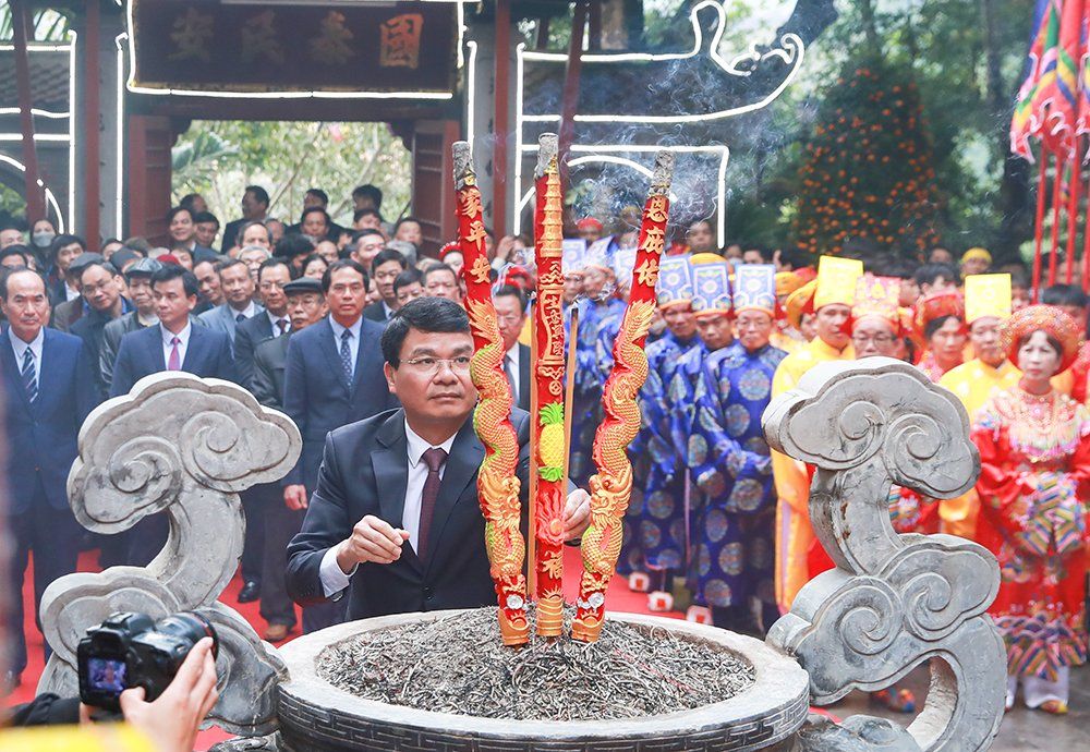 lanh-dao-dh