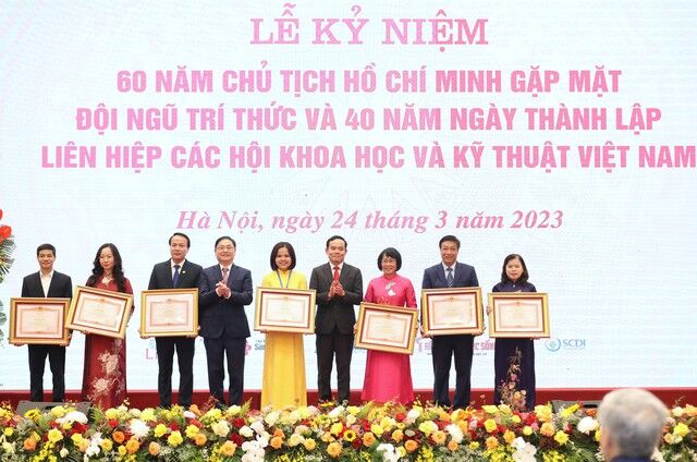 Phát huy tối đa tiềm năng, sức sáng tạo của đội ngũ trí thức - Ảnh 3. Phát huy tối đa tiềm năng, sức sáng tạo của đội ngũ trí thức - Ảnh 3.