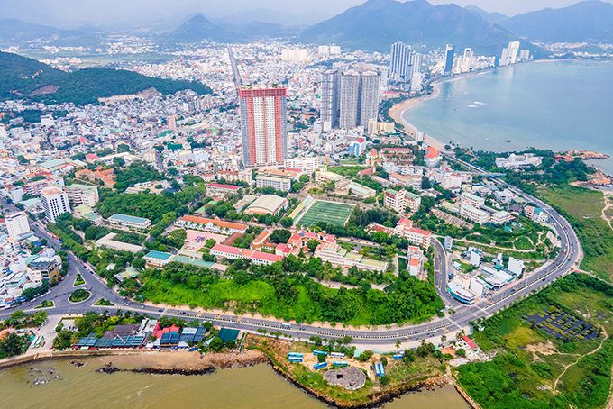Xây dựng và phát triển tỉnh Khánh Hòa trở thành thành phố trực thuộc Trung ương