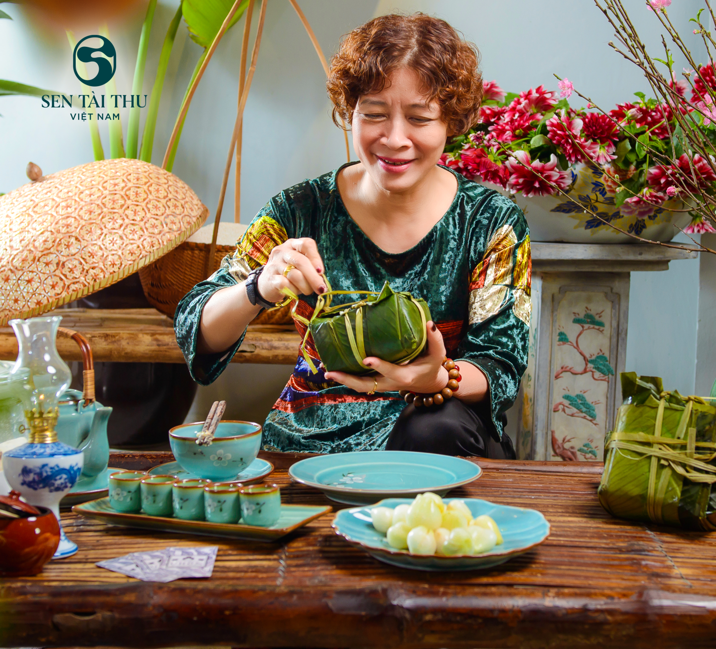 Sen Tài Thu giao mầm hạnh phúc
