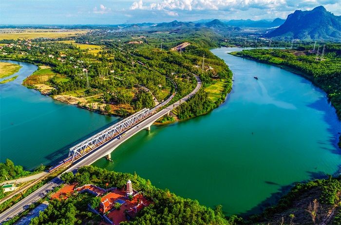 Phát triển du lịch Quảng Bình thực sự trở thành ngành kinh tế mũi nhọn