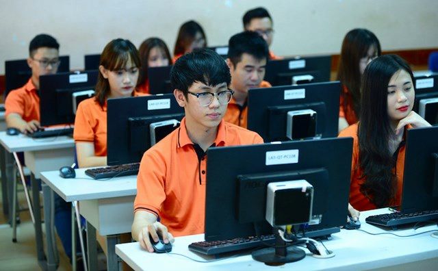 Phát triển nguồn nhân lực ngành công nghệ thông tin giai đoạn 2021-2025: Thực trạng và Giải pháp
