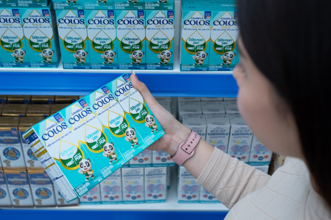 Bên cạnh sản phẩm sữa bột thì Vinamilk đẩy mạnh dòng sản phẩm sữa bột trẻ em pha sẵn để đáp ứng cho nhu cầu và gia tăng sự tiện lợi