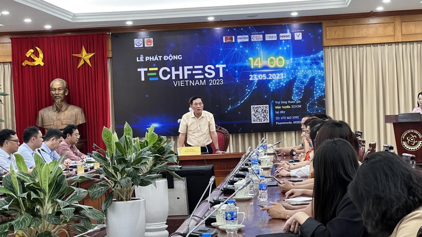 Ông Trần Văn Tùng, Thứ trưởng Bộ Khoa học và Công Nghệ