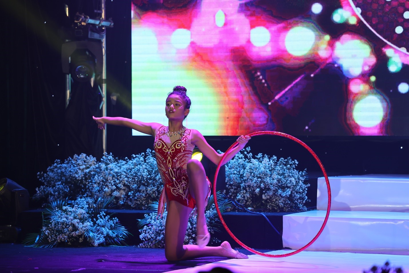 dem-trinh-dien-fashion-show-super-model-kids-2023-khep-lai-thanh-cong-day-ruc-ro_64883b1733e12.jpg