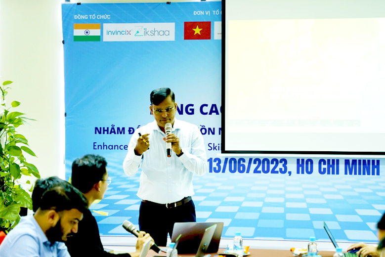 3. Ông Abhijit Panigrahi TGĐ Invincix chia sẻ kinh nghiệm