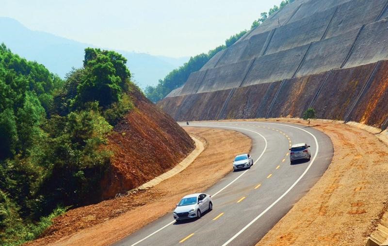 Tháo gỡ khó khăn về vật liệu xây dựng thông thường cho Dự án đường bộ cao tốc Bắc - Nam phía Đông