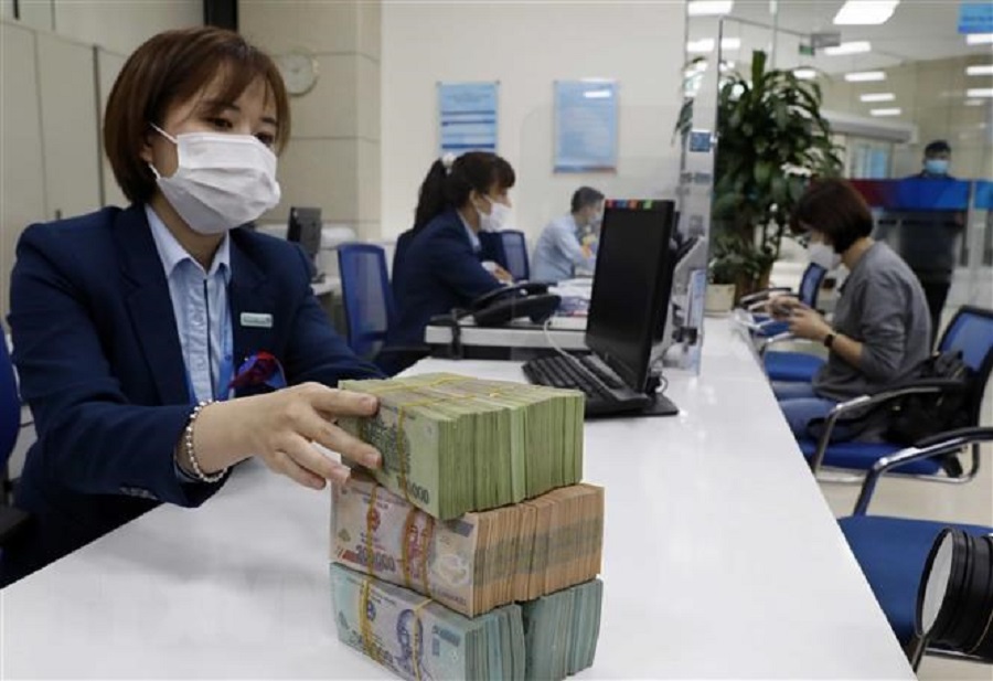 Nhiều ngân hàng giảm lãi suất huy động sau động thái của NHNN
