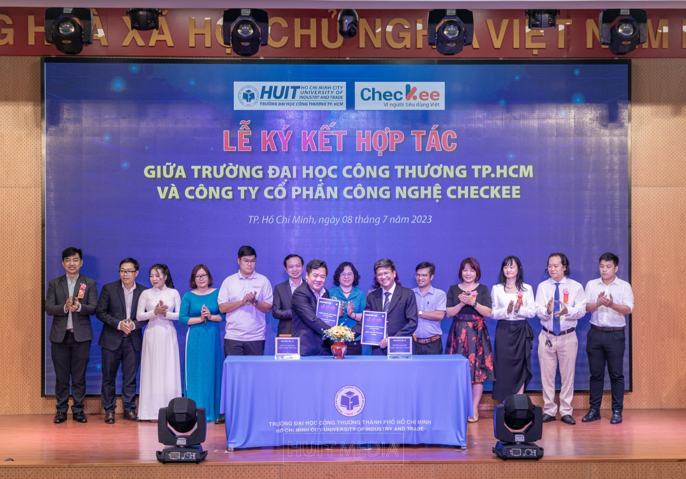 Lễ ký kết hợp tác giữa Trường Đại học Công Thương và Công ty Cổ phần Công nghệ Checkee