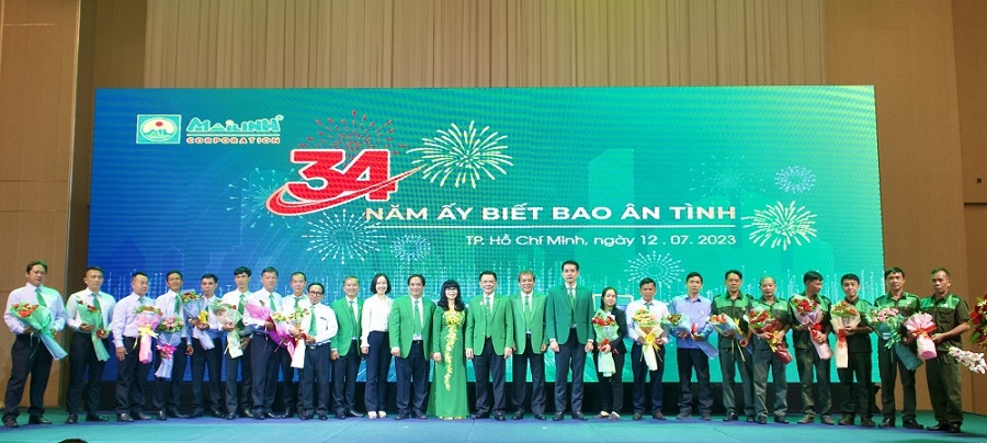 Mai Linh - 34 năm ấy biết bao ân tình