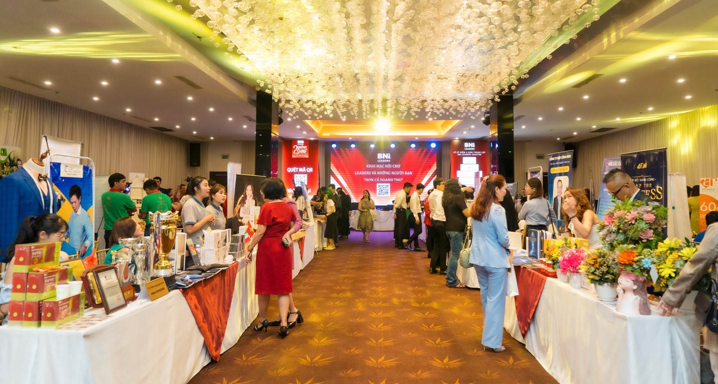 Không gian triễn lãm hội chợ