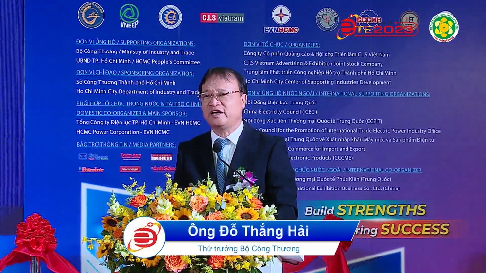 Ông Đỗ Thắng Hải, Thứ trưởng Bộ Công thương phát biểu tại Lễ khai mạc Triển lãm.