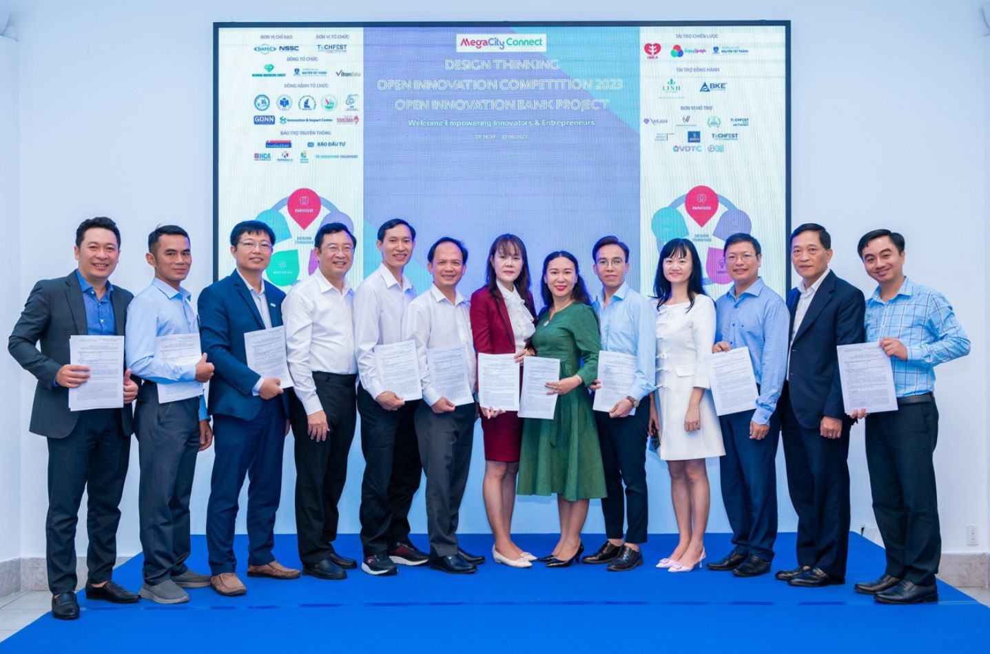 Ra mắt các thành viên Ban Giám khảo cuộc thi