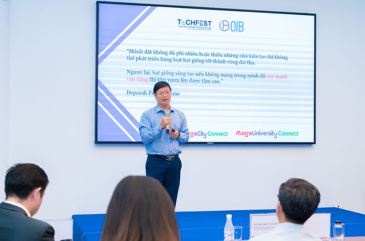 TS Trần Quý – Viện trưởng Viện Phát Triển Kinh Tế Số Việt Nam vớ bài giới thiệu về về Ngân hàng Ý tưởng ĐST Mở (OIB)