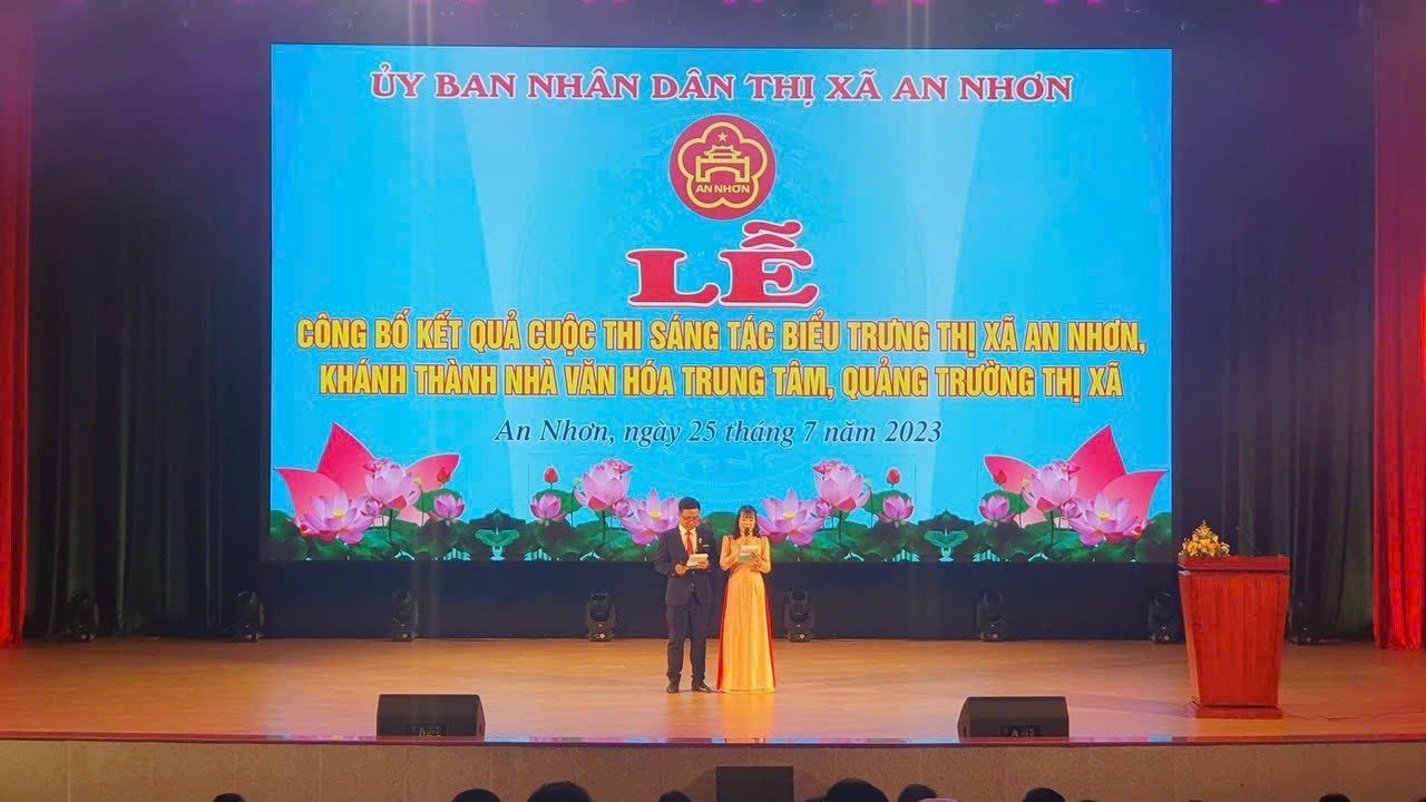 Lễ công bố biểu trưng thị xã An Nhơn