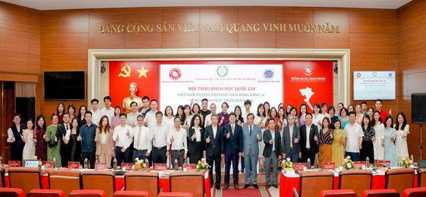 Chụp hình lưu niệm