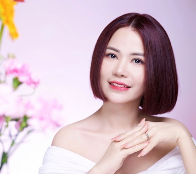 Lan Anh của hiện tại_ rạng rỡ, hạnh phúc và đầy năng lượng tích cực.