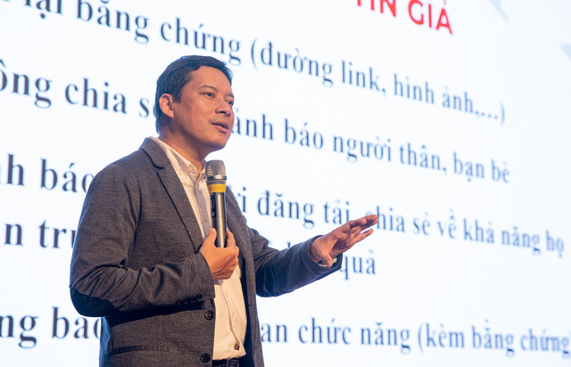 Ông Lê Quang Tự Do phát biểu trước báo chí. (Ảnh: Báo thanh niên)