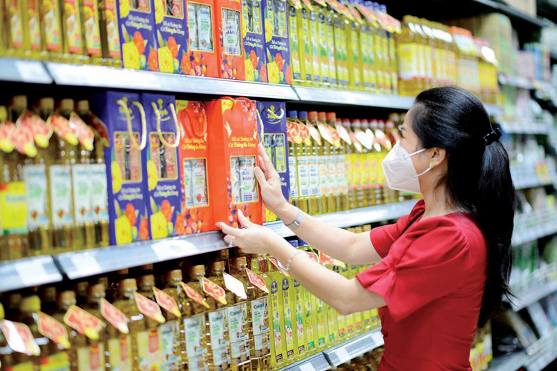 Tăng cường kiểm tra, giám sát việc bán đúng giá niêm yết