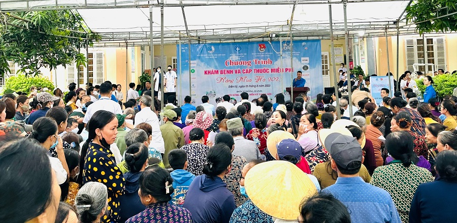 Chương trình “Nắng mùa hạ 2023” tại Nghệ An khám bệnh miễn phí cho hàng nghìn người dân