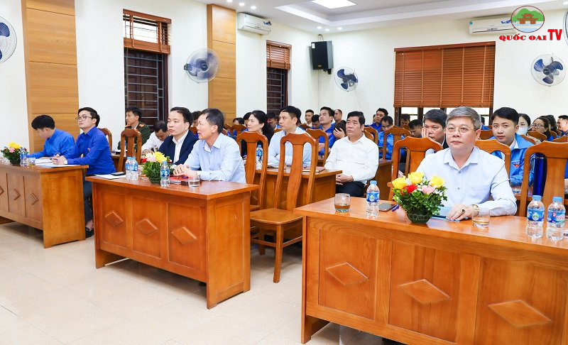 Đại biểu tham dự hội nghị.