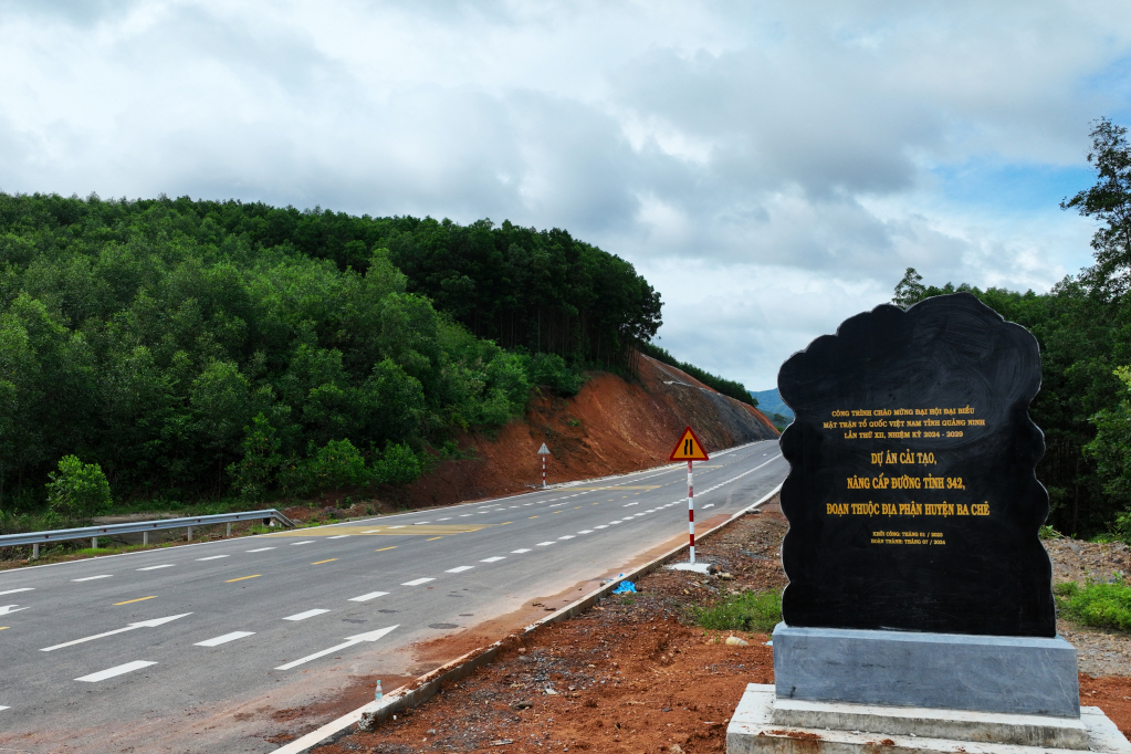 https://media.baoquangninh.vn/upload/image/202410/medium/2273700_duong_342_18182827.jpg