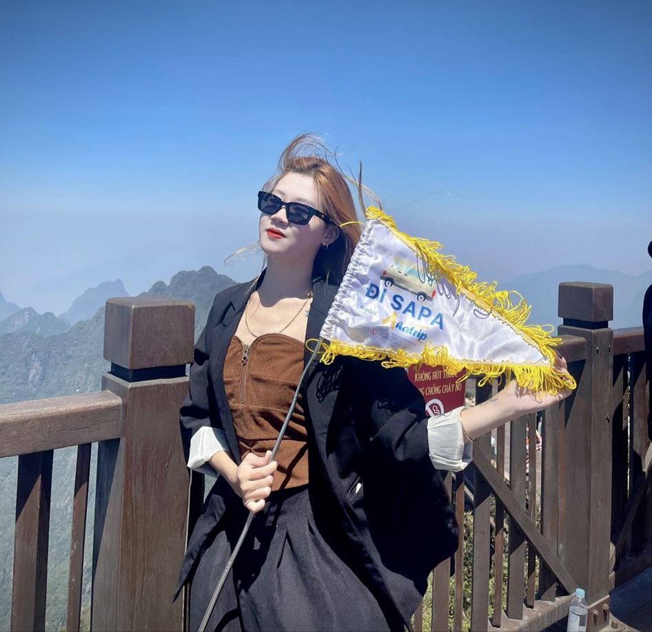 Du khách yên mến Ahatrip VN Travel