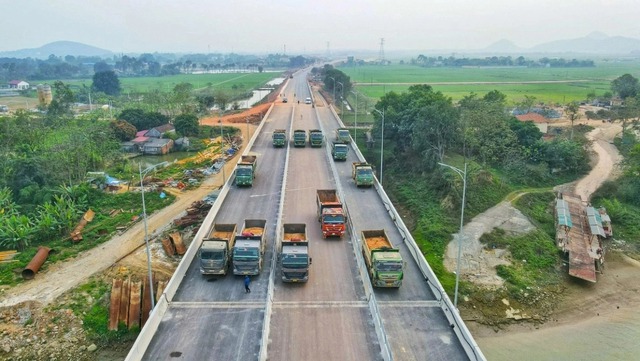 Đẩy nhanh nâng cấp các tuyến cao tốc đầu tư phân kỳ