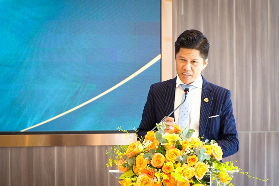 Ông Huỳnh Thanh Thùy - Phó Tổng Giám đốc Công ty Cổ phần Đầu tư QS Land phát biểu tại lễ ký kết
