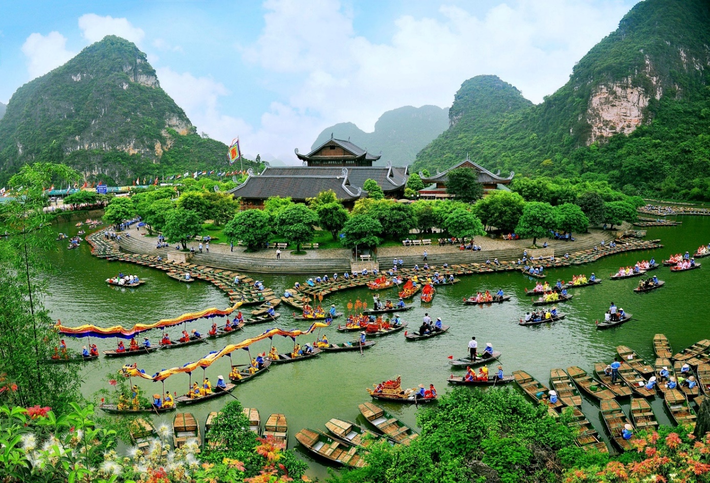 https://dulichninhbinh.com.vn/mypicture/images/2017/Trang-AN-Di-San.jpg