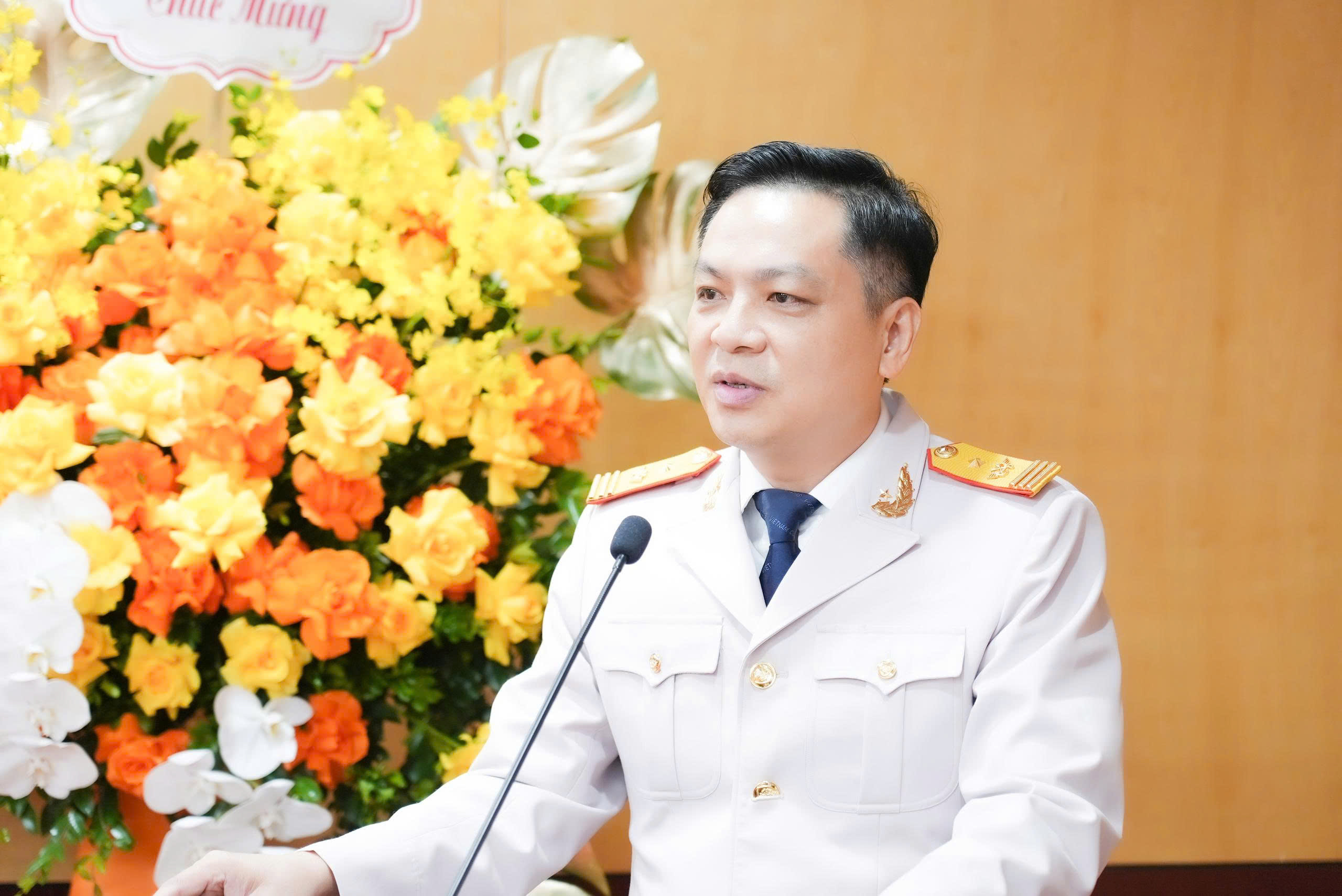 ông Nguyễn Thành Hưng phát biểu nhận nhiệm vụ