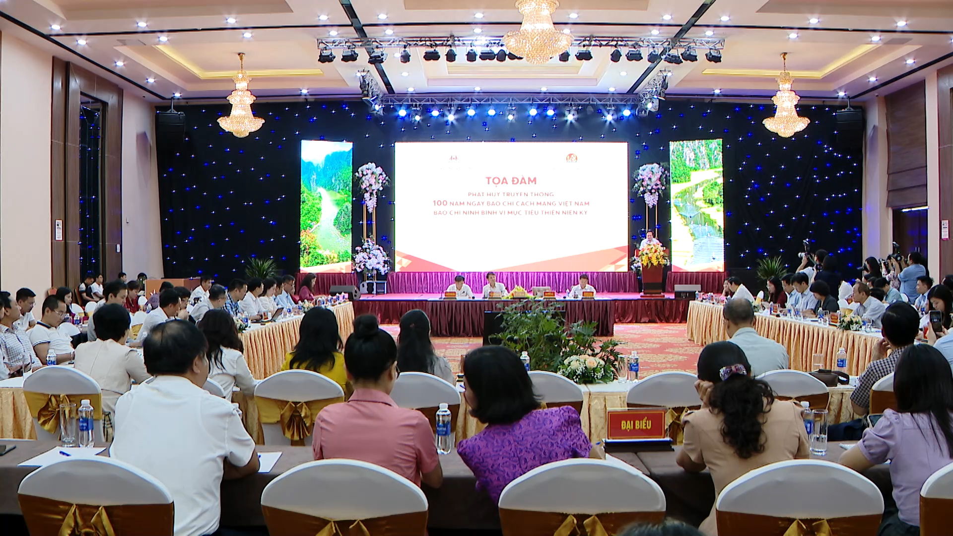 https://cdn.nbtv.vn/upload/news/5_2025/phan_1_toa_dam_100_nam_bao_chi_cach_mang_viet_nam_p_nhung_00_00_39_20_still001_16350830052025.jpg