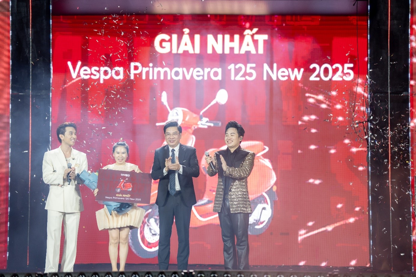 Khách hàng may mắn nhận được giải thưởng cao nhất từ CĐT Danko Group.