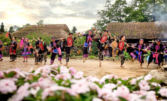 Fansipan ra mắt show diễn thể nghiệm ‘Đỉnh thiêng du ký’ tại 3 địa điểm, 3 độ cao của nóc nhà Đông Dương