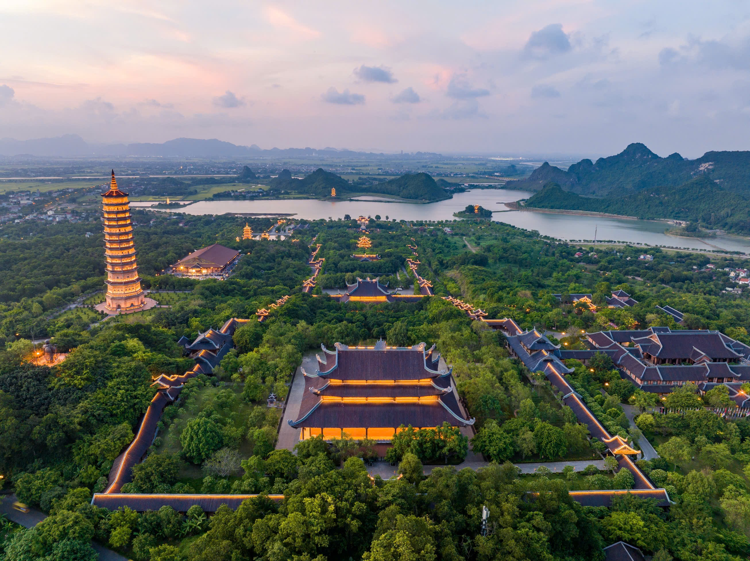 Chùa Bái Đính là điểm đến duy nhất trong danh sách sở hữu “tích xanh” xác nhận trên TripAdvisor.