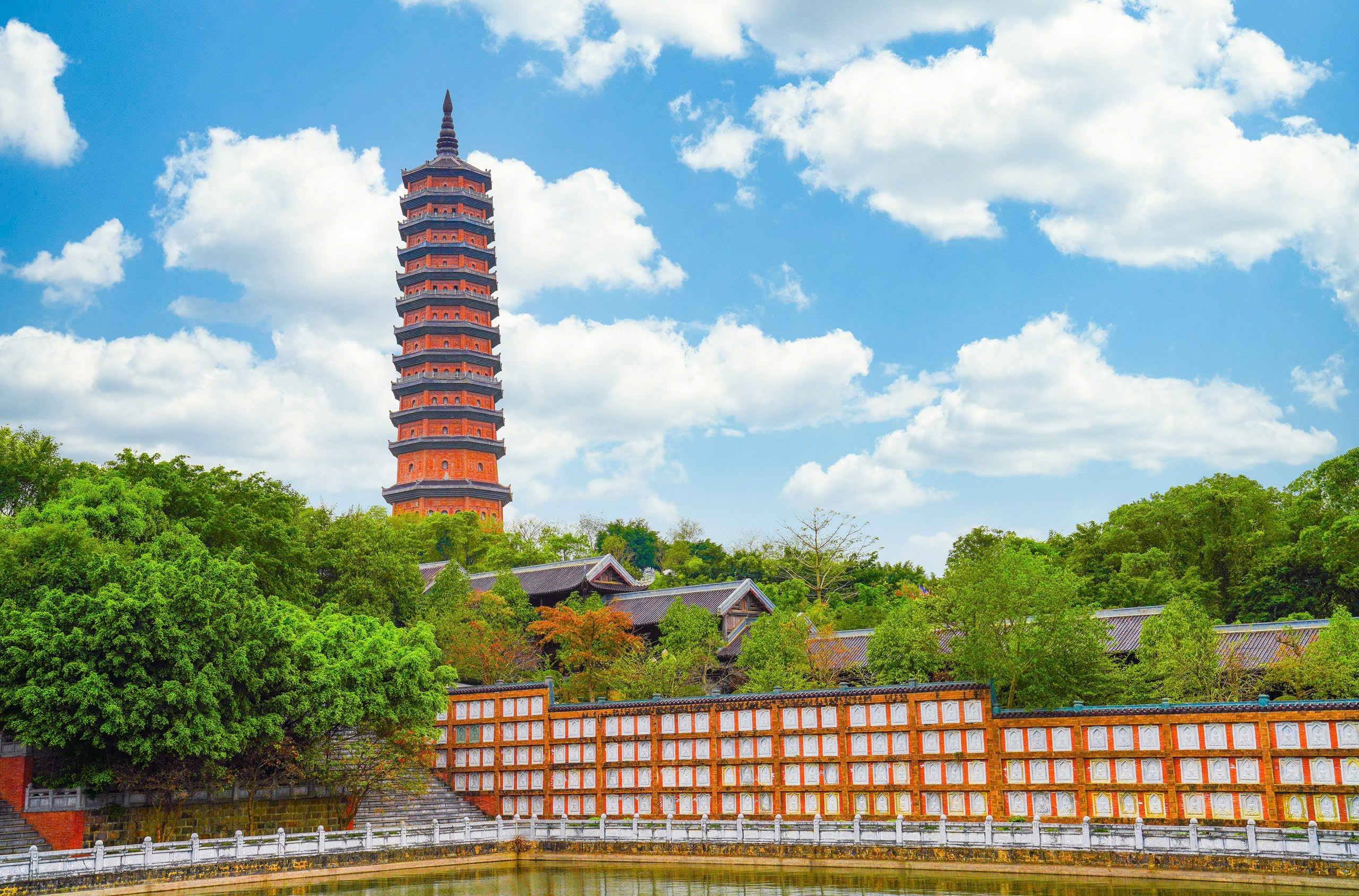 Chùa Bái Đính đã và đang phấn đấu để đạt Top 1% vàng – Best of the Best của Traveller's Choice là giải thưởng danh giá nhất của TripAdvisor.
