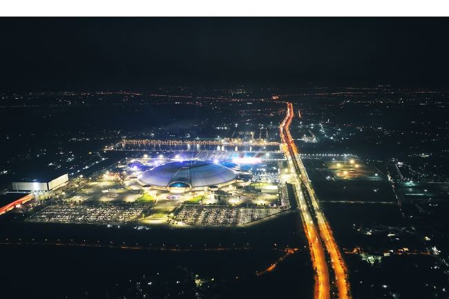 Công trình biểu tượng khát vọng Việt Nam rực sáng cùng 8Wonder 2025