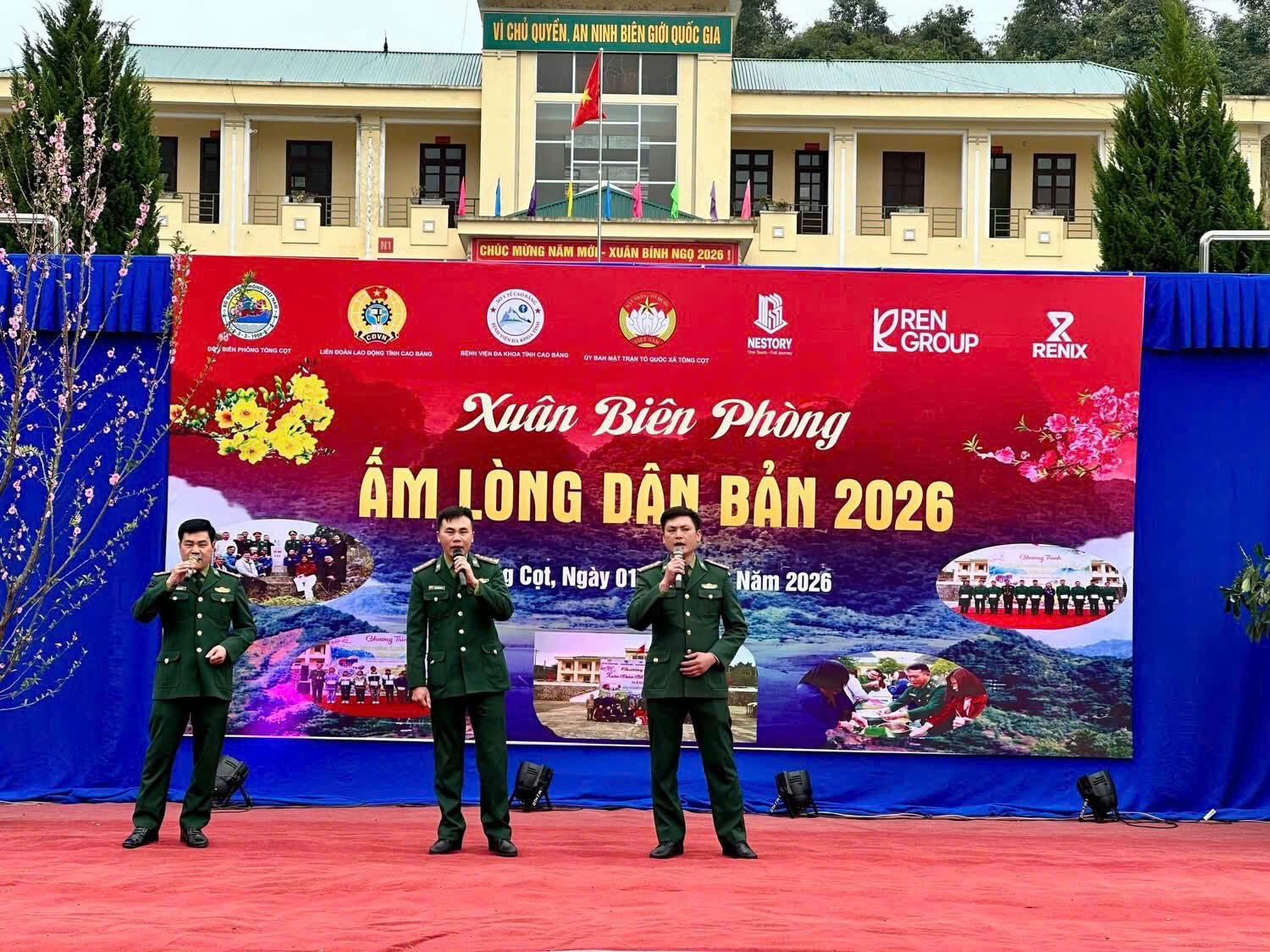 Tiếng hát chiến sĩ vùng biên cương. 