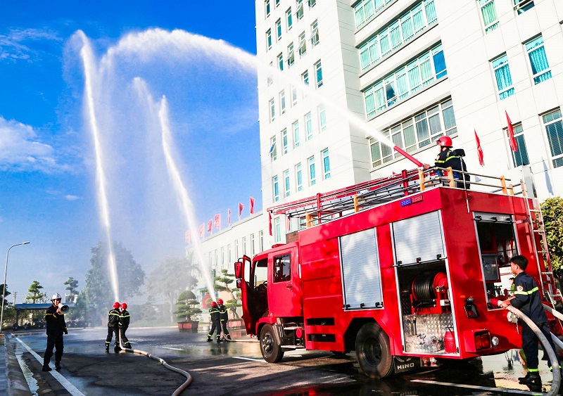 Chuyển đổi mạnh mẽ tư duy phòng cháy, chữa cháy và cứu nạn, cứu hộ: Từ ứng phó sự cố đến quản trị rủi ro từ sớm, từ xa