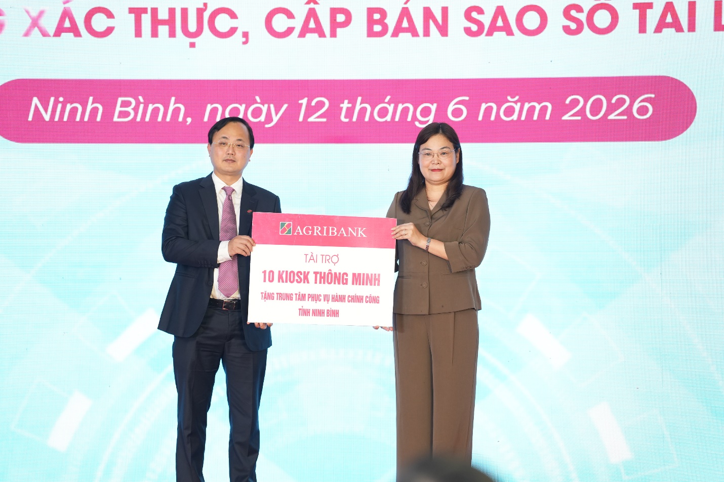 Ninh Bình thí điểm Kiosk thông minh, thúc đẩy chính quyền số và dịch vụ công hiện đại