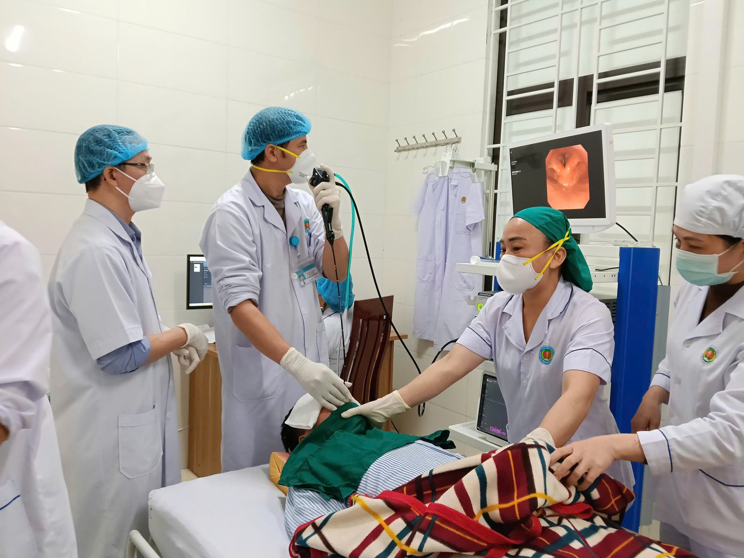                                     Khoa hồi sức cấp cứu bệnh nhân